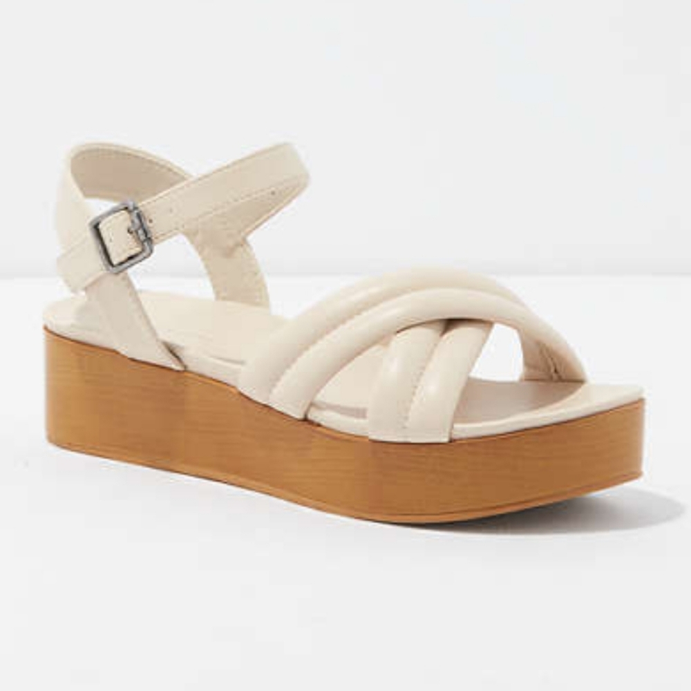 Nwt American Eagle Cream Platform Sandals 8